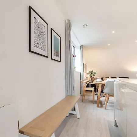 The Loft At St John's Semesterbostad *